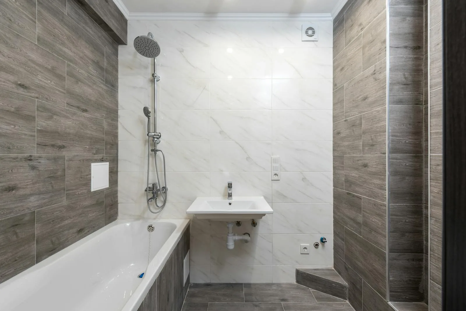 Emergency Drain Services London: Your 24/7 Drain System Lifesaver